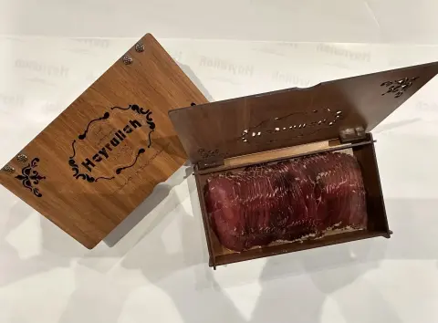 Özel Hediyelik Kutulu Sırt Pastırma